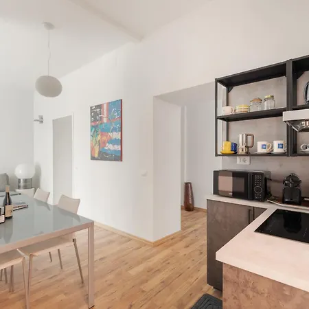 דירה Vatican Lovely 2br With Terrace *