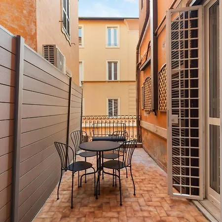 Vatican Lovely 2br With Terrace דירה רומא