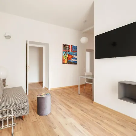 Vatican Lovely 2br With Terrace דירה *