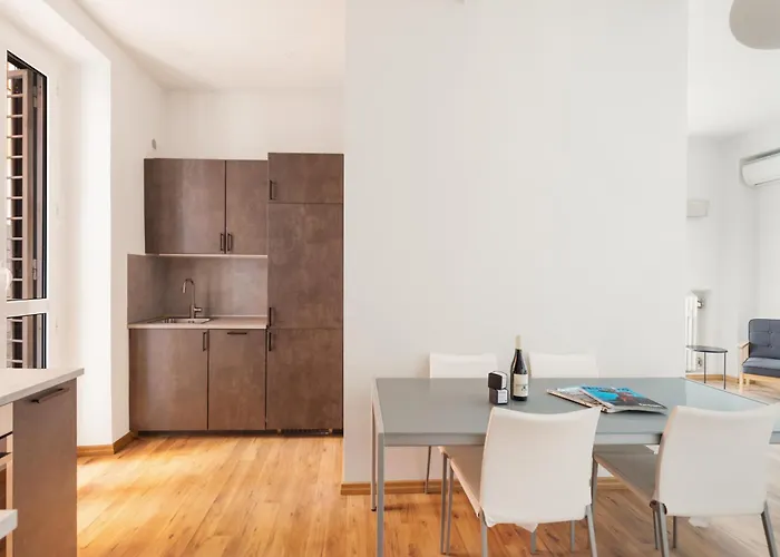 Vatican Lovely 2br With Terrace Lejlighed *